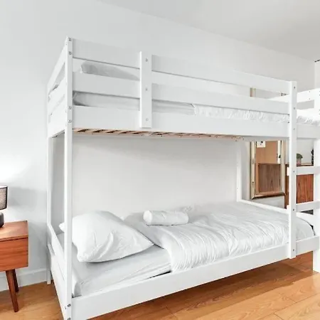 1 Bedroom Flat Piccadilly Sleep 7 In London Vr10 Exterior photo