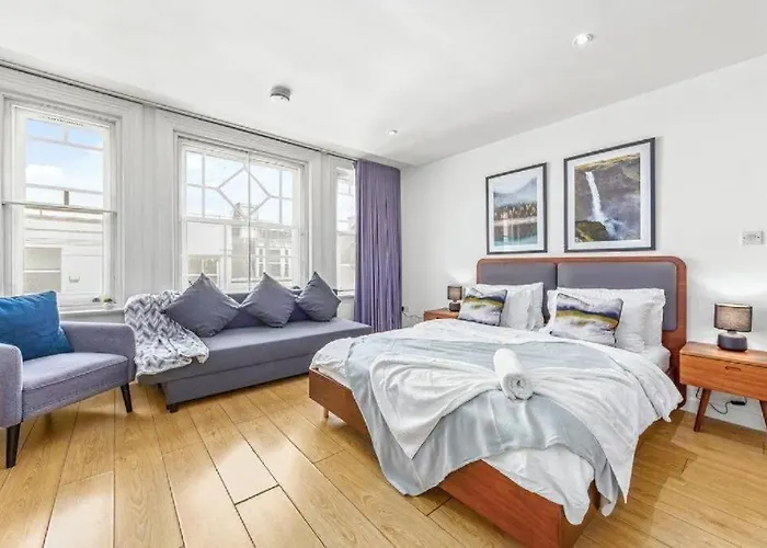 1 Bedroom Flat Piccadilly Sleep 7 In London Vr10